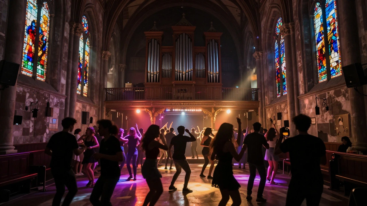 Top 10 Redenen om Paradiso Nightclub Dit Weekend Te Bezoeken in Amsterdam